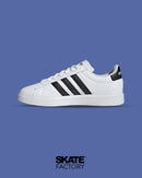 TENIS ADIDAS HOMBRE GRAND COURT EN COLOR BLANCO Y NEGRO