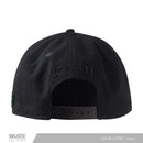 GORRA PLANA PARA HOMBRE CAYLER & SONS NGO BCO