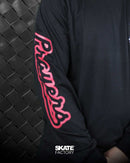 PLAYERA DE MANGA LARGA PRAYERS NEGRO ROJO
