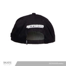 Snapback Gorra antifashion negra bordada. Marca mexicana con patinetas, gorras y accesorios. Visítanos y descubre todo lo que core tiene para ti. Disponibles en Skate Factory tu skate shop favorito, Envíos gratis en compras mayores a $999 pesos compra fácil y rápido Encuéntralos en tu skate shop, Skate factory ®.