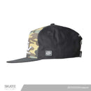Snapback Gorra antifashion negra con textura derde militar. Marca mexicana con patinetas, gorras y accesorios. Visítanos y descubre todo lo que antifashion tiene para ti. Disponibles en Skate Factory tu skate shop favorito, Envíos gratis en compras mayores a $999 pesos compra fácil y rápido Encuéntralos en tu skate shop, Skate factory ®.