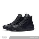 Una marca de modelos clásicos, converse chuck Taylor negros monocromáticos de piel, converse de bota, estos y más modelos de converse siempre disponibles en Skate Factory yu skate shop favorito, Envíos gratis en compras mayores a $999 pesos compra fácil y rápido Encuéntralos en tu skate shop, Skate factory ®.