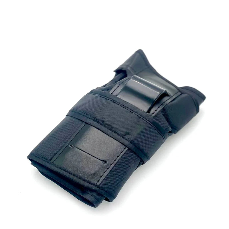 PROTECCIONES BLAZER NEGRO RODILLERAS CODERAS Y MUÑEQUERAS