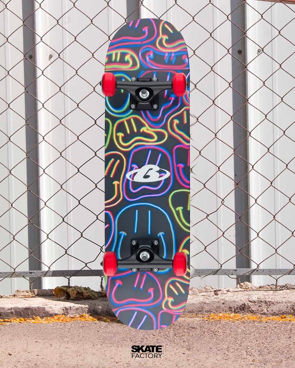 SKATEBOARD SMILE NEGRO VARIOS