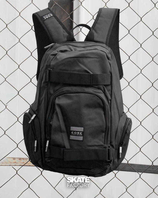 MOCHILA ESCOLAR PARA SKATEBOARD NEGRA CORE