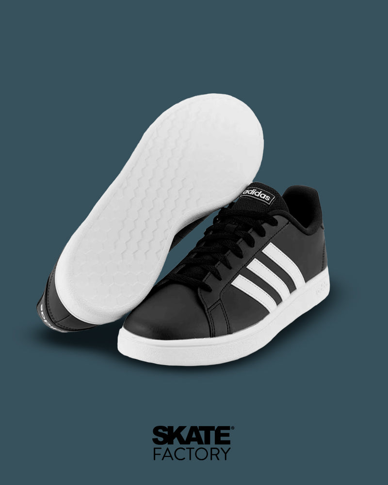 TENIS ADIDAS HOMBRE GRAND COURT CASUAL EN COLOR NEGRO Y BLANCO