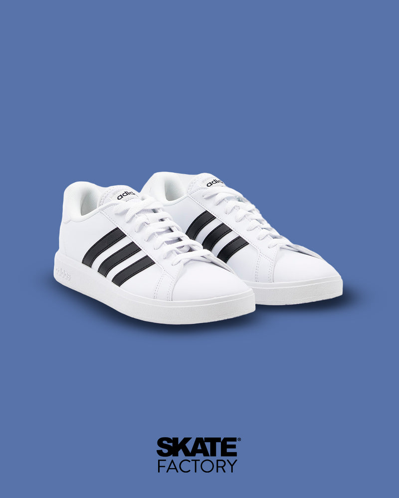 TENIS ADIDAS HOMBRE GRAND COURT CASUAL EN COLOR BLANCO Y NEGRO