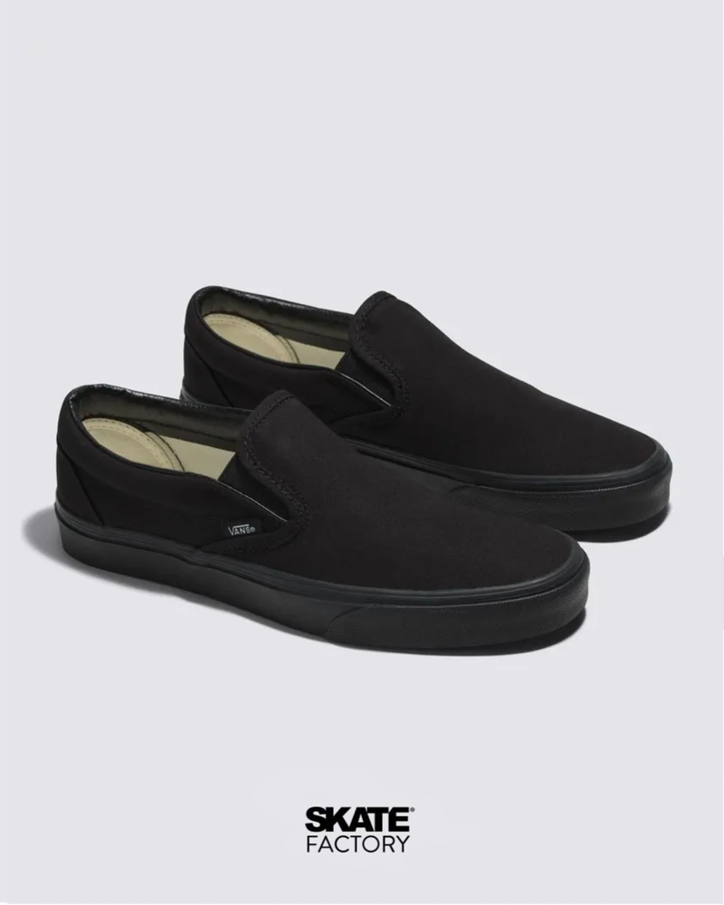 TENIS VANS CLASSICS SLIP ON MONOCROMO