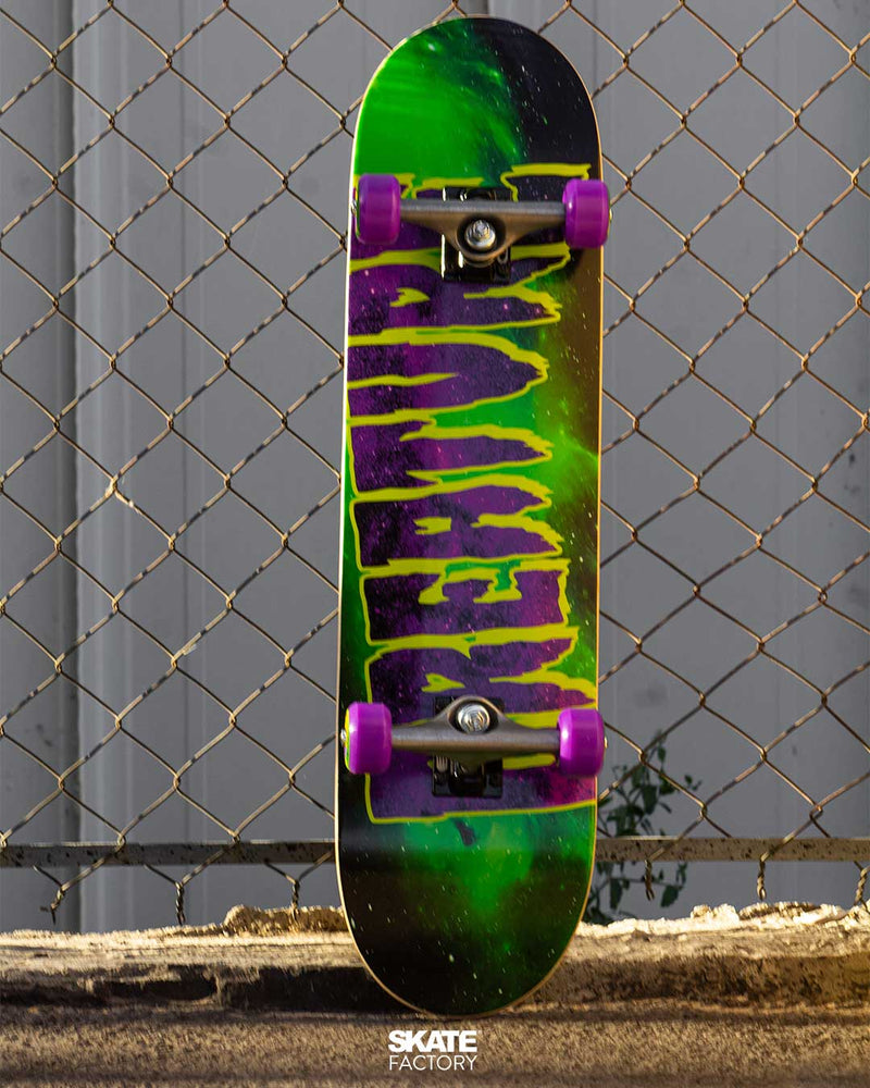 SKATEBOARD LOGO CREATURE VERDE MDO  8"