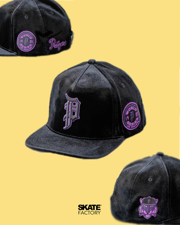 GORRA PLANA PRAYERS TIGRE P NEGRO MORADO