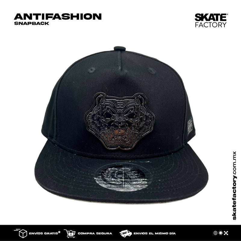GORRA PLANA ANTIFASHION SNAPBACK TIGER BLACK