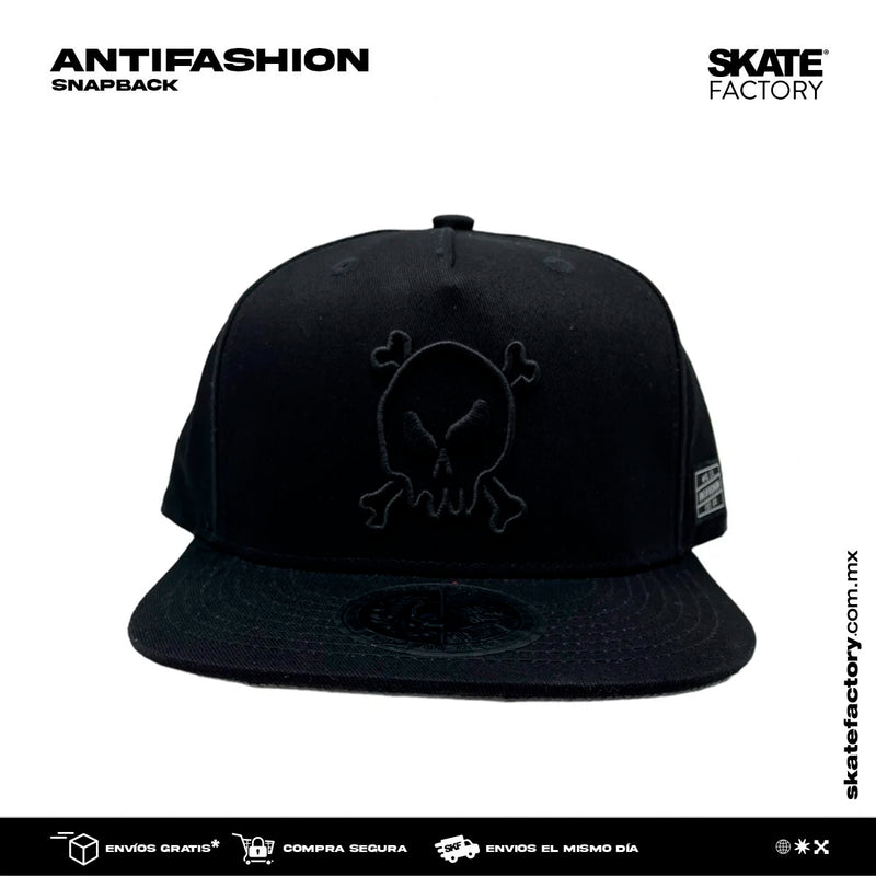 GORRA PLANA ANTIFASHION SNAPBACK TOON