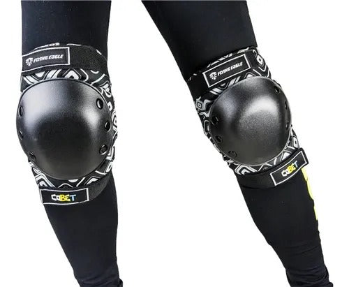 KIT DE PROTECCIONES FLYING EAGLE COBET NEGRAS