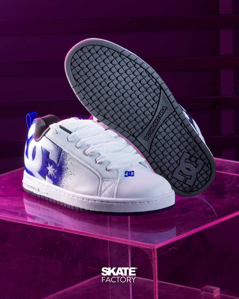 TENIS DC SHOES COURT GRAFFIK BCO AZUL (XWBS)