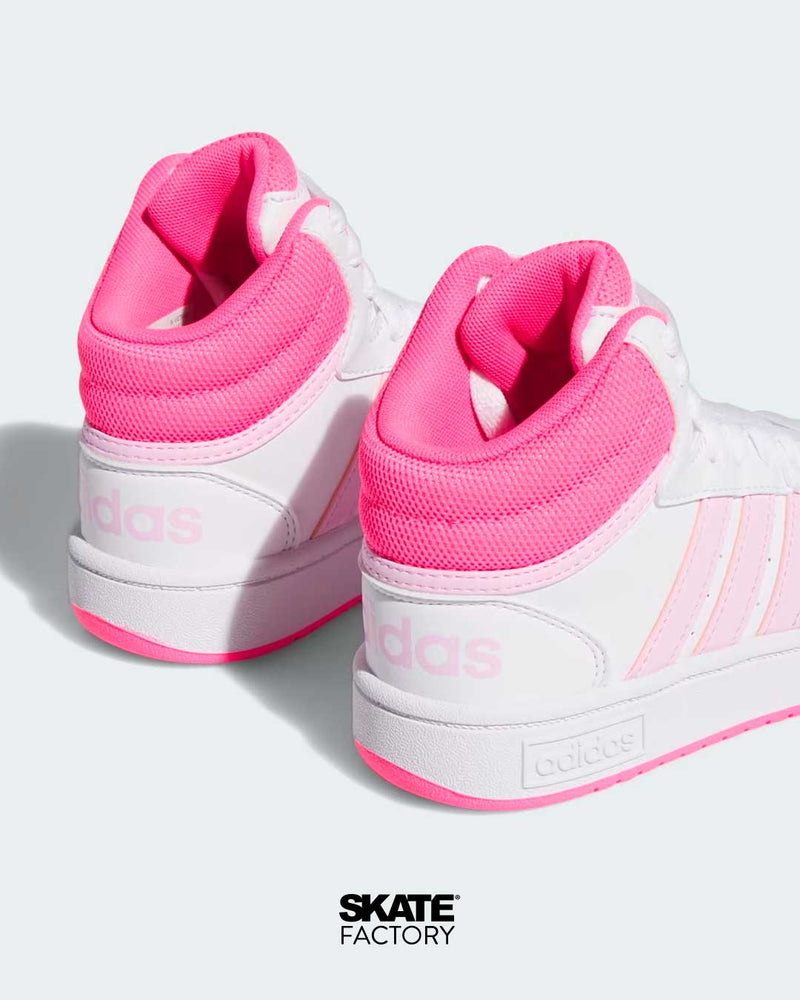 TENIS ADIDAS MUJERHOOPS 3.0 MID EN COLOR BLANCO Y ROSA