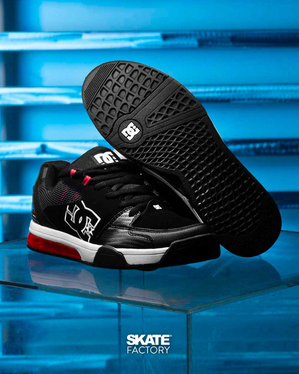 TENIS DC SHOES VERSATILE NGO BCO ROJO