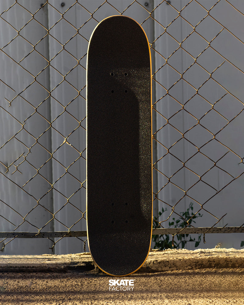 PATINETA COMPLETA LOGO SANTA CRUZ VERDE ROJO 8"