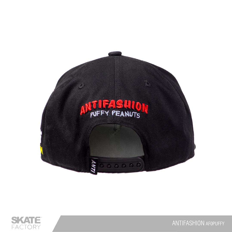 Snapback Gorra antifashion negra bordada. Marca mexicana con patinetas, gorras y accesorios. Visítanos y descubre todo lo que core tiene para ti. Disponibles en Skate Factory tu skate shop favorito, Envíos gratis en compras mayores a $999 pesos compra fácil y rápido Encuéntralos en tu skate shop, Skate factory ®.