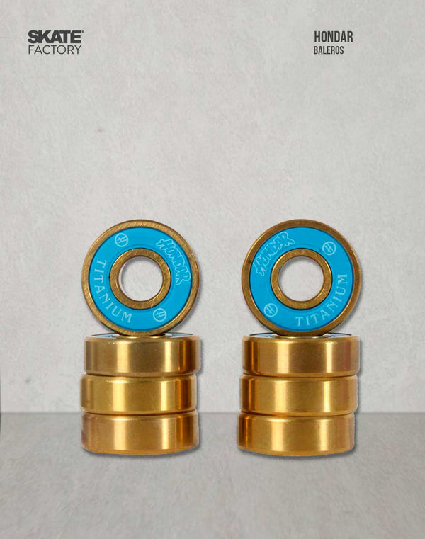 Aumenta la velocidad a tu skateboard con estos baleros HONDAR de color azul ABEC 9 de materiales cerámicos, continua en el skateboarding con más velocidad, práctica tus mejores trucos en skateboard envíos gratis en compras mayores a $999 pesos compra fácil y rápido Encuéntralos en tu skate shop, Skate factory ®.