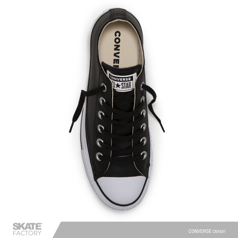 Converse negros de piel sales