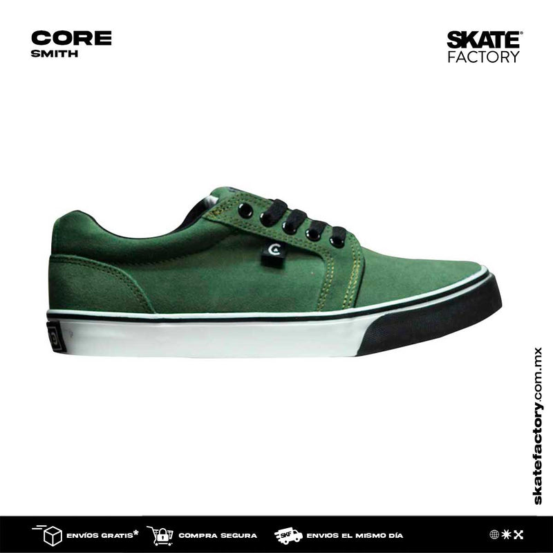 Marca nacional de skate para skaters. Core footwear cuenta con su modelo skate Smith olivo y más modelos de core siempre disponibles en Skate Factory tu skate shop favorito, Envíos gratis en compras mayores a $999 pesos compra fácil y rápido Encuéntralos en tu skate shop, Skate factory ®.