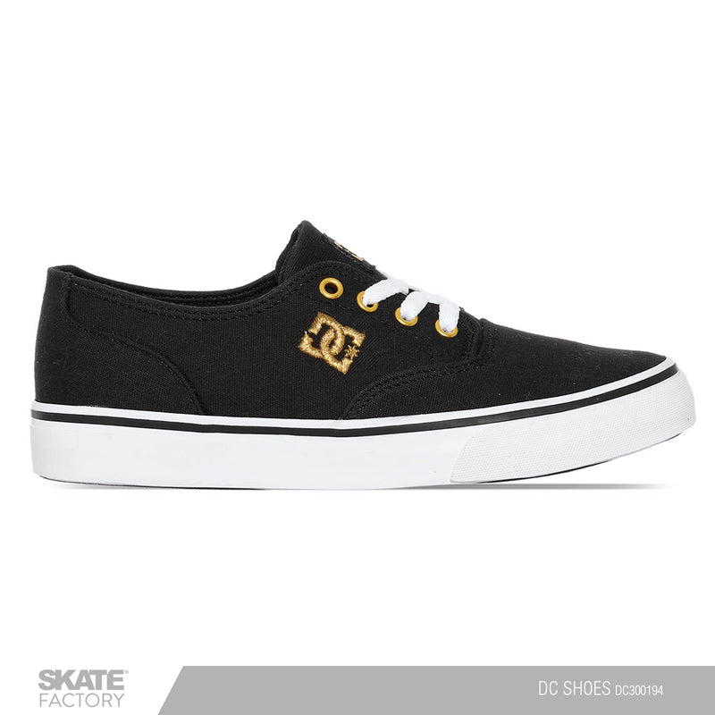 Compra tus tenis dc shoes modelo flash tenis negro y dorado para skate para skateboarding, tenis para hombres, tenis para mujer de skate. Tenis dc hombres, las mejores marcas de skateboarding , empieza a hacer trucos en tu skateboard ahora envíos gratis en compras mayores a $999 pesos compra fácil y rápido Encuéntralos en tu skate shop México, Skate factory ®.