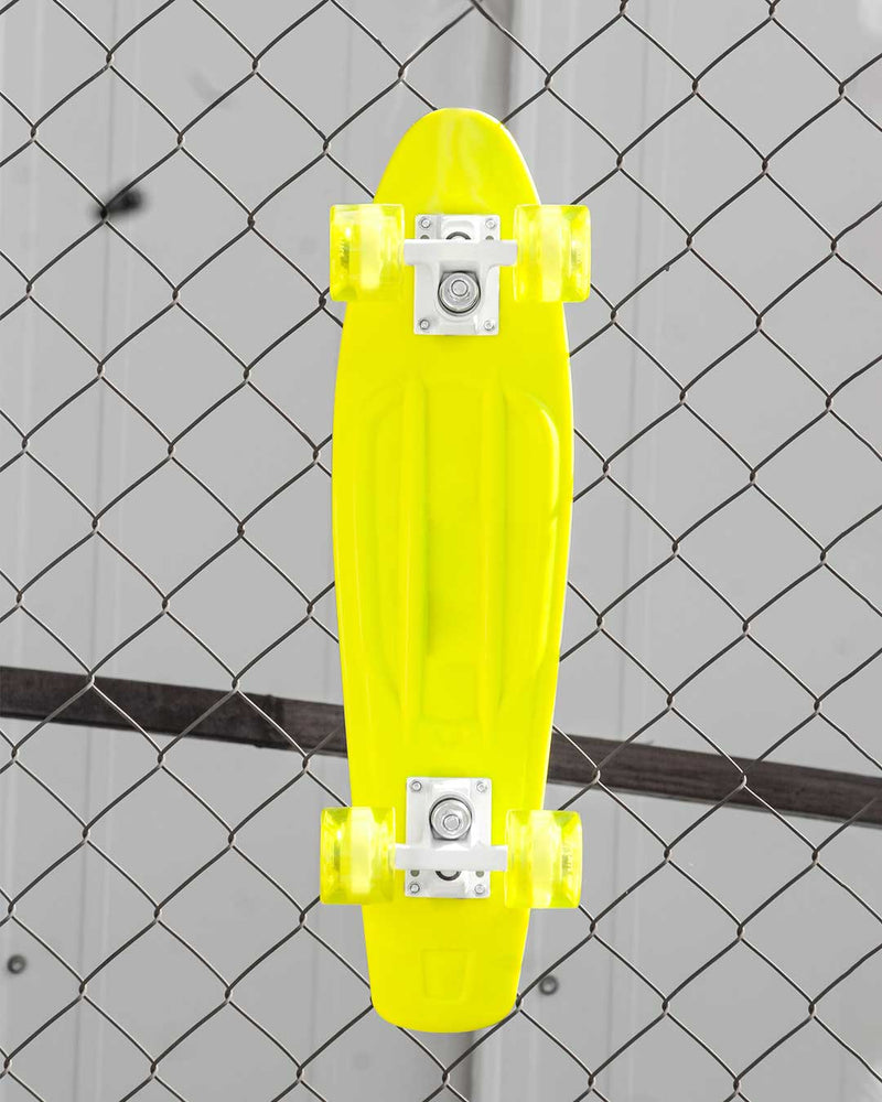 PENNYBOARD CREME AMARILLO