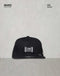 Gorra snapback de color negro de la marca core footware. Con pines metalico y diseño en la visera de textura de palicate. Snapback Gorra core negra. Marca mexicana con patinetas, gorras y accesorios. Visítanos y descubre todo lo que core tiene para ti. Disponibles en Skate Factory tu skate shop favorito, Envíos gratis en compras mayores a $999 pesos compra fácil y rápido Encuéntralos en tu skate shop, Skate factory ®.